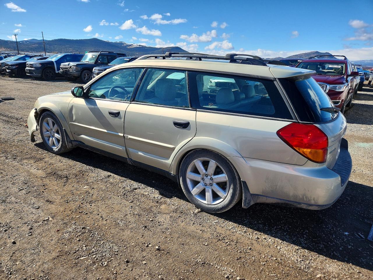 2007 Subaru Outback VIN 4S4BP61C577334036 photo 2