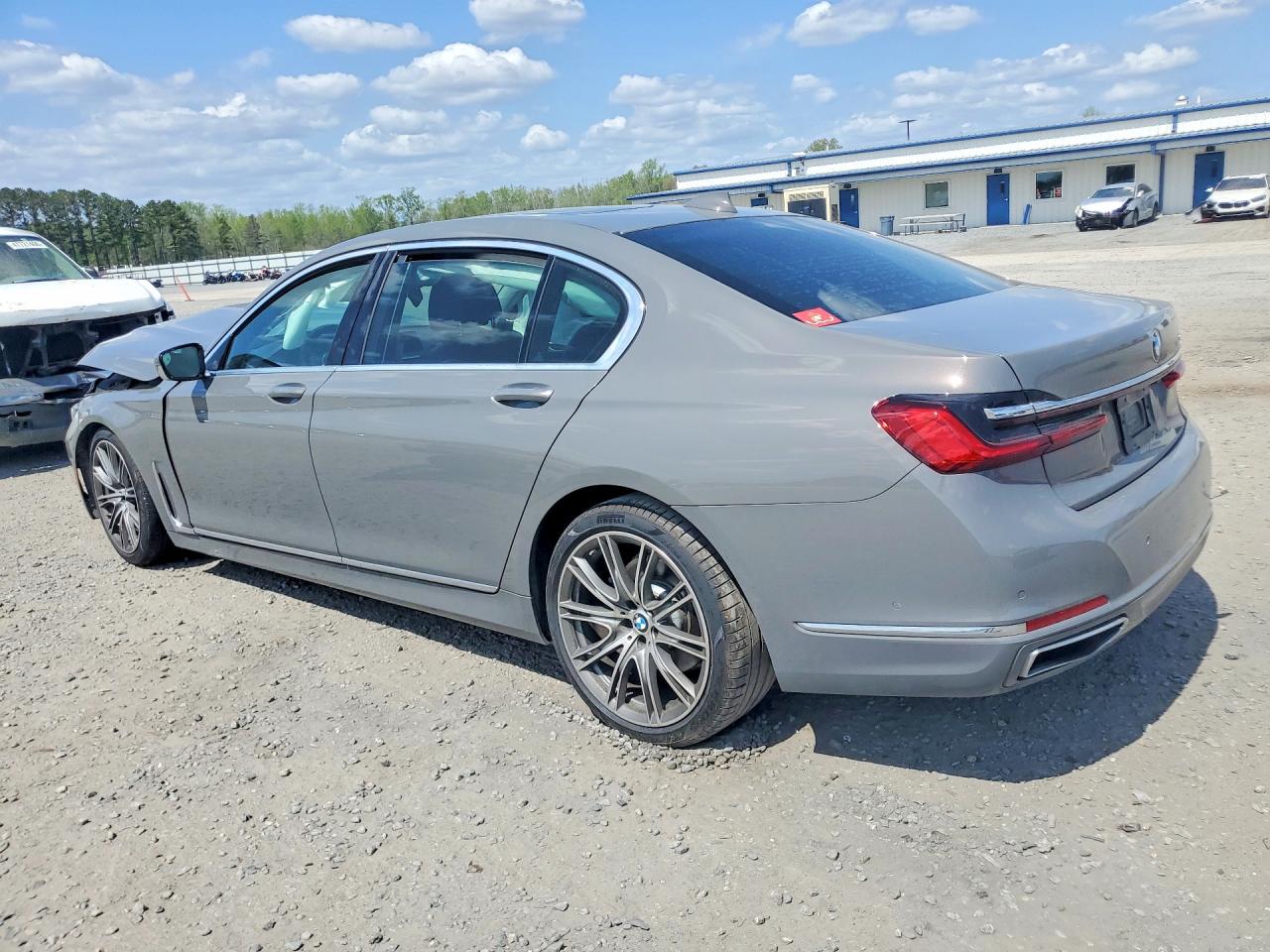 2020 BMW 7 series VIN WBA7T2C0XLCD75734 photo 2