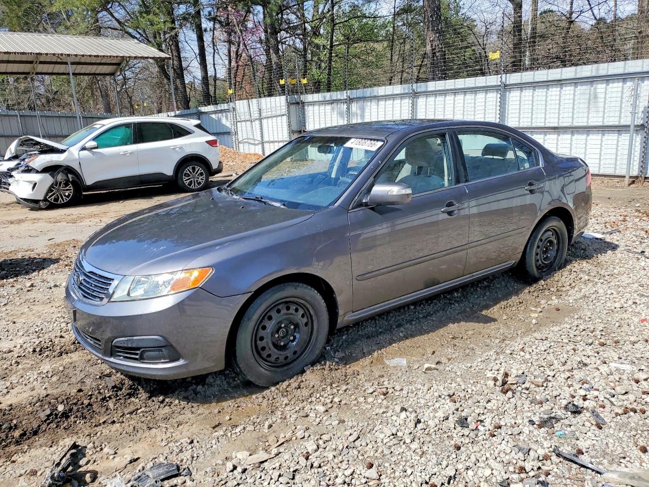 2009 Kia Optima VIN KNAGE228895316449 photo 1