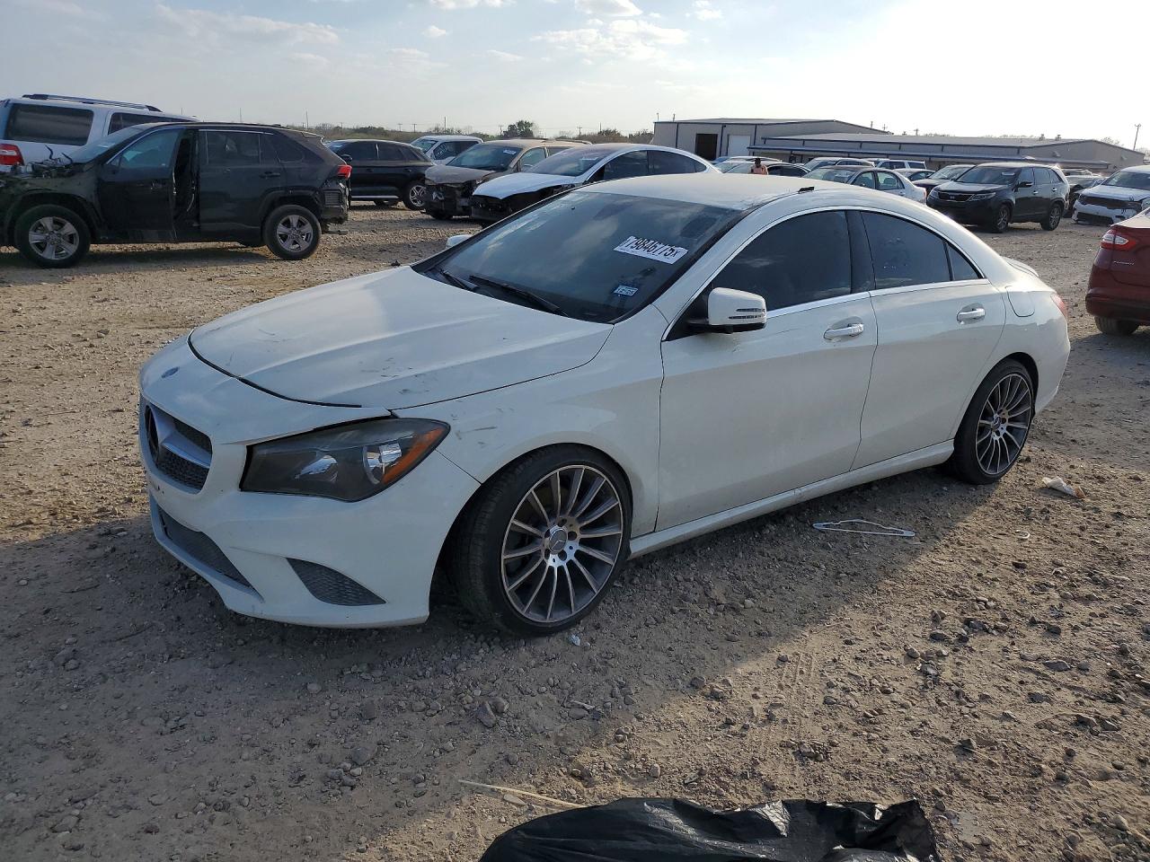 2016 Mercedes-Benz Cla-class VIN WDDSJ4GB2GN333131 photo 1