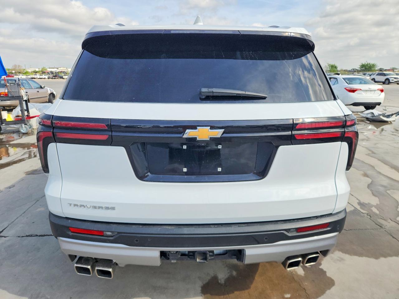 2024 Chevrolet Traverse VIN 1GNERGKS6RJ170980 photo 6