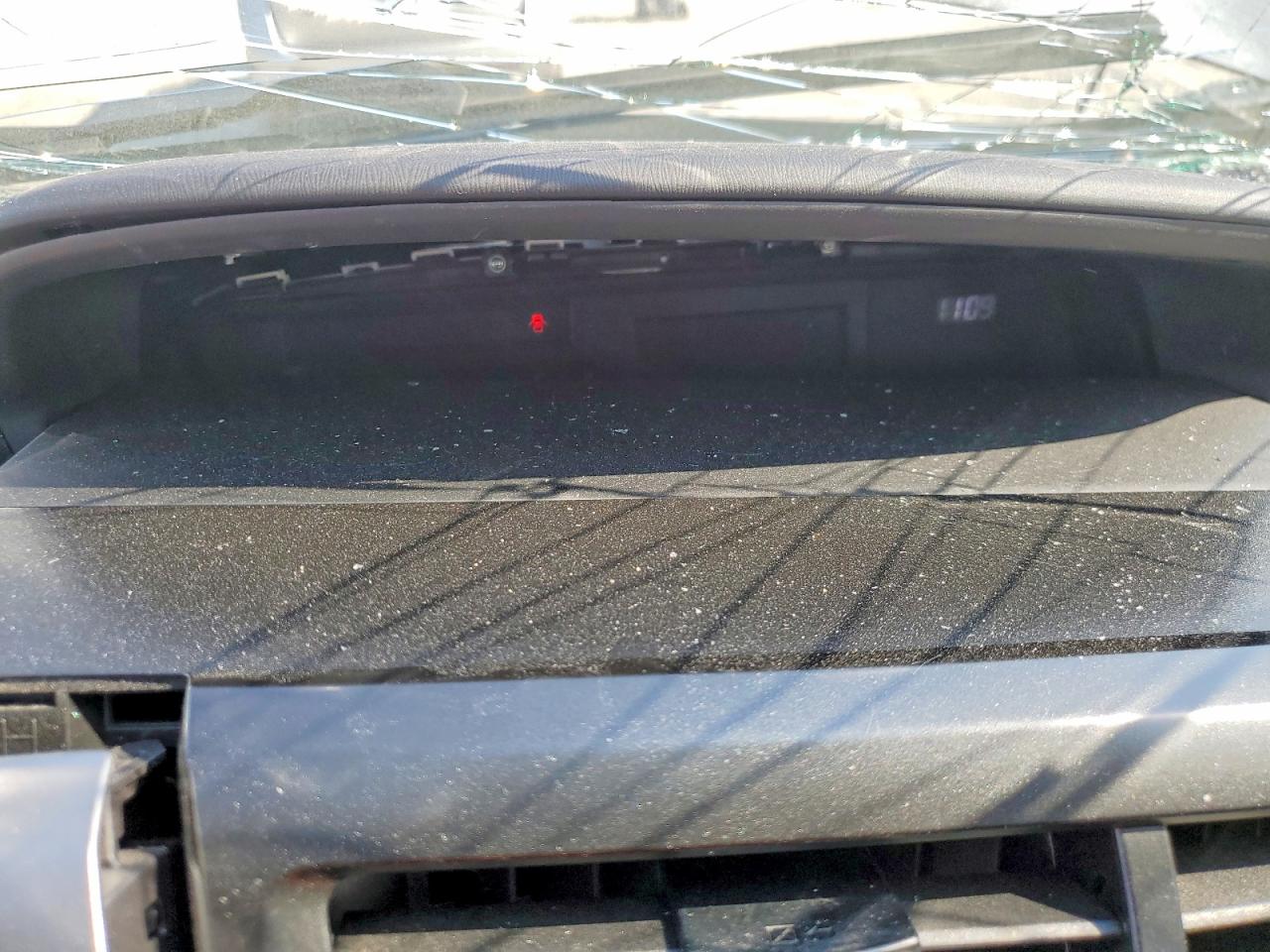 2015 Toyota Prius v fo VIN JTDZN3EU9FJ038139 photo 9