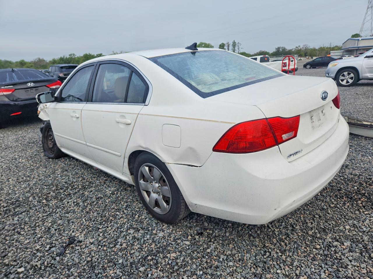 2009 Kia Optima VIN KNAGE228295356865 photo 2