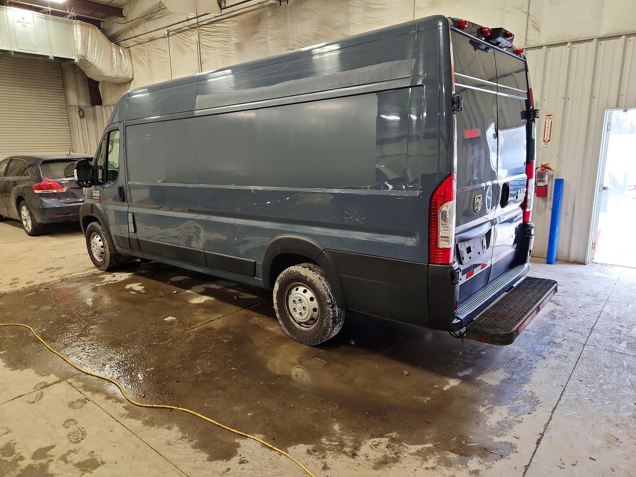 2020 Ram Promaster VIN 3C6URVJG3LE136979 photo 2