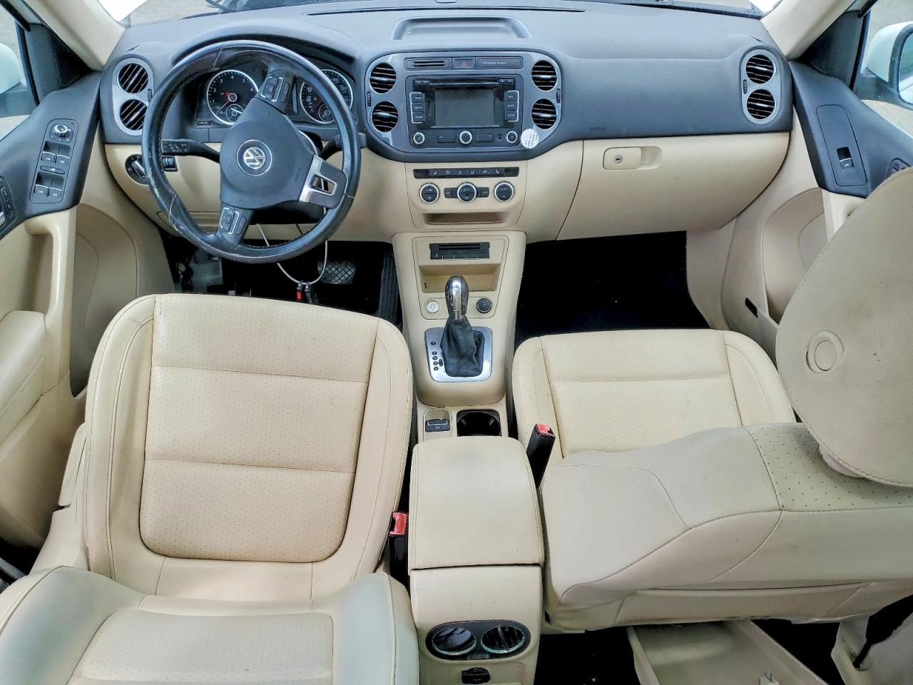 2014 Volkswagen Tiguan VIN WVGAV3AX0EW600150 photo 8