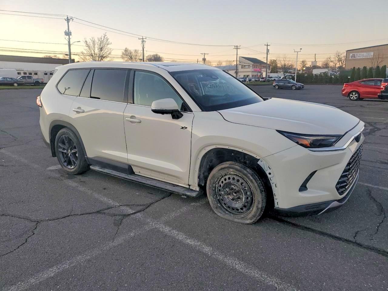 2024 Toyota All other VIN 5TDACAB58RS018797 photo 4