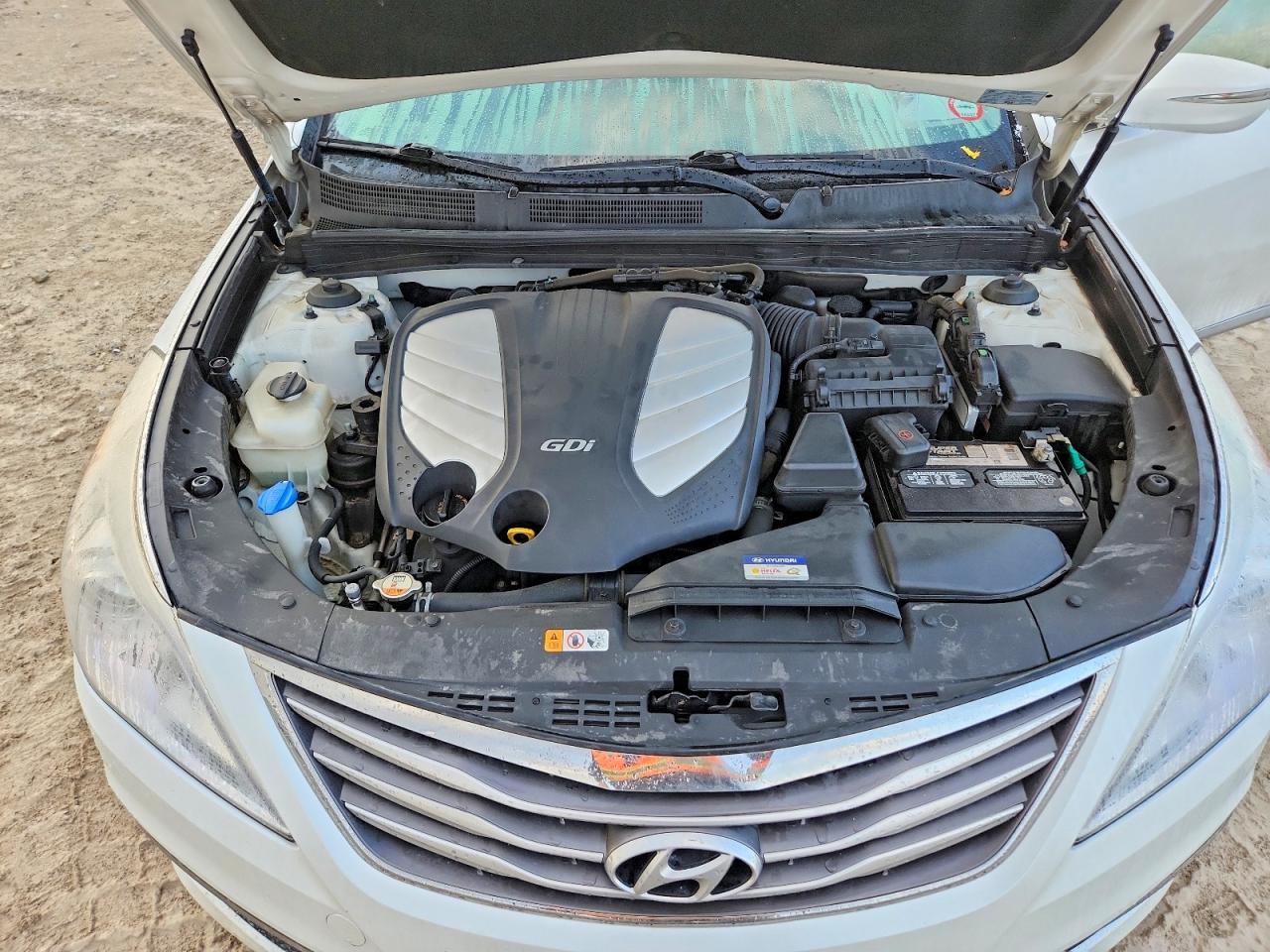 2017 Hyundai Azera VIN KMHFH4JG9HA581019 photo 11