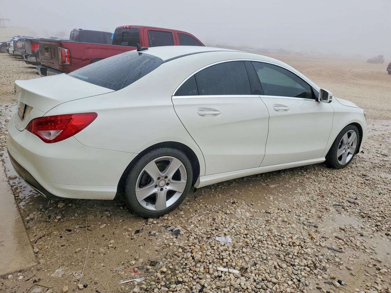 2017 Mercedes-Benz Cla-class VIN WDDSJ4EB9HN467185 photo 3
