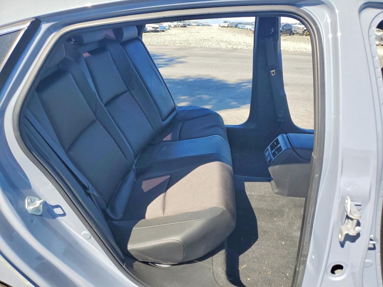 2022 Honda Accord VIN 1HGCV2F37NA011558 photo 10
