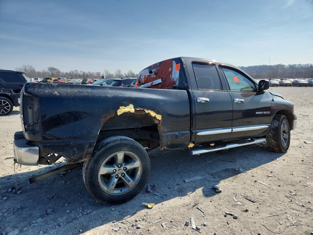 2004 Dodge Ram 1500 VIN 1D7HU18D64S551781 photo 3