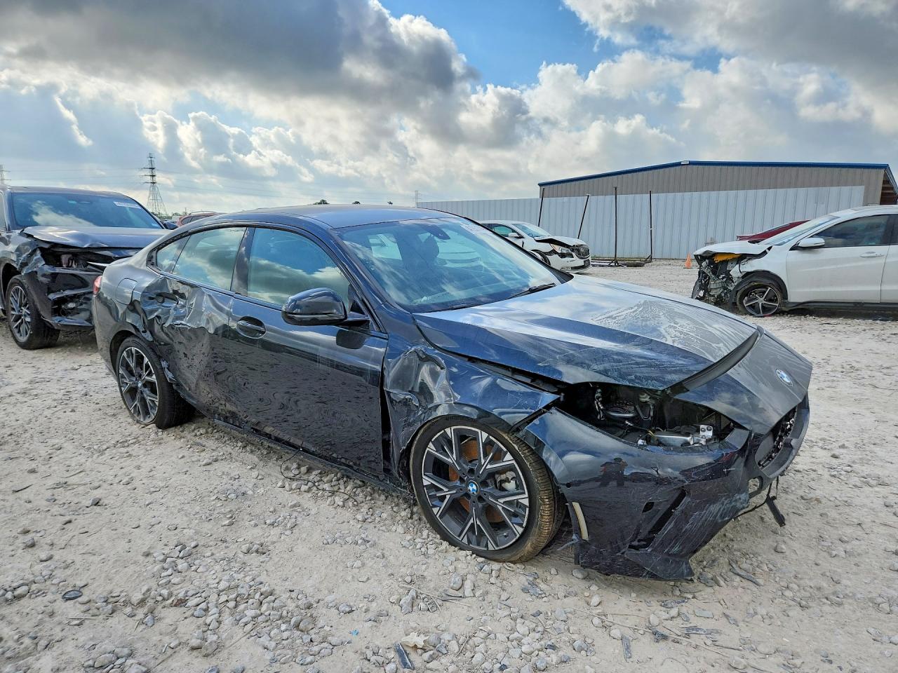 2025 BMW 2 series VIN WBA23GG0XS7T16883 photo 4