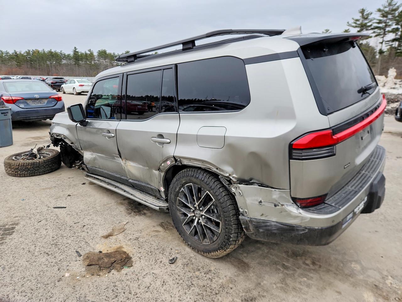 2024 LEXUS Gx VIN JTJTBCDX1R5009030 photo 2