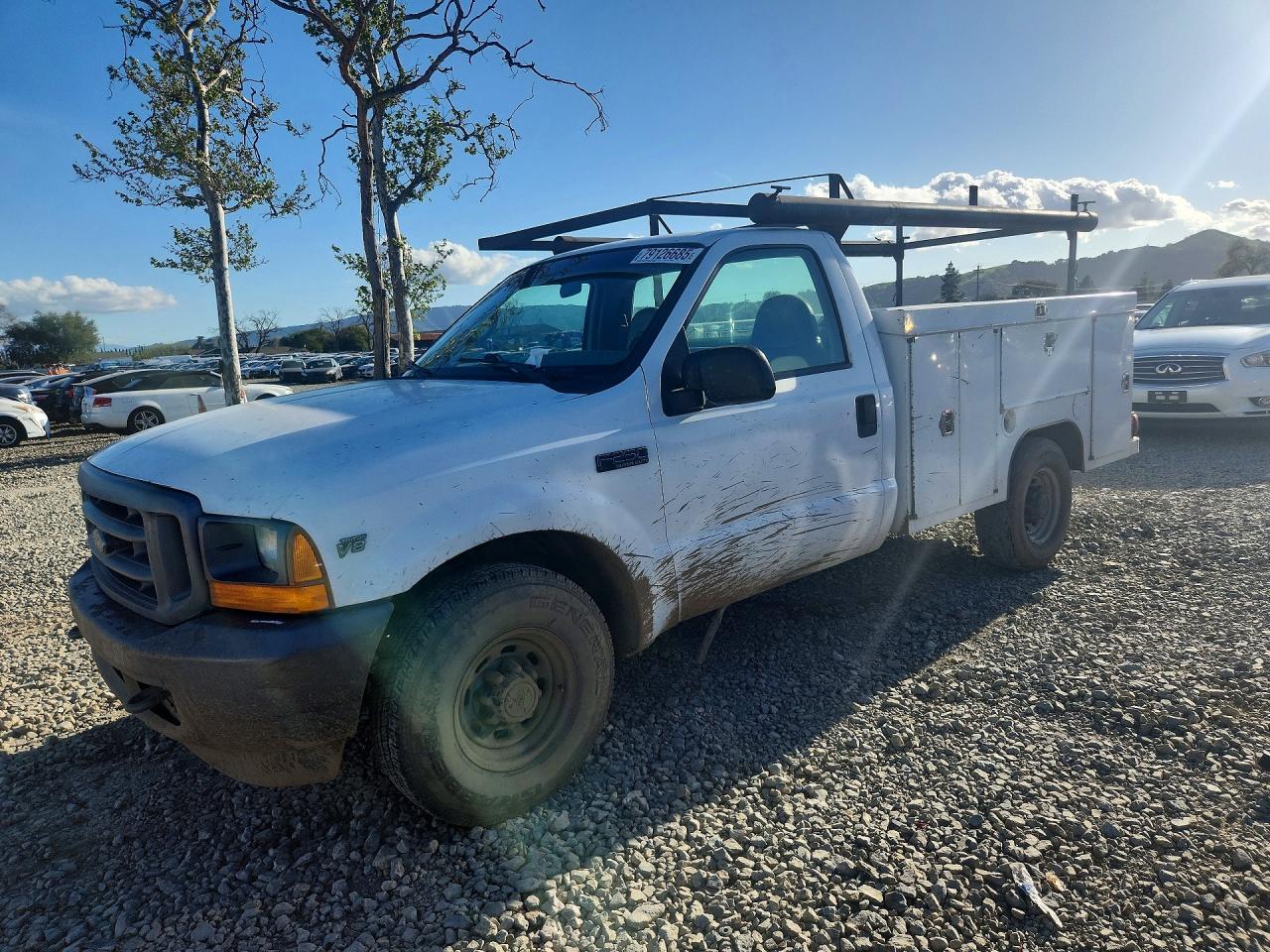 2001 Ford F250 VIN 1FTNF20L91EB72977 photo 1