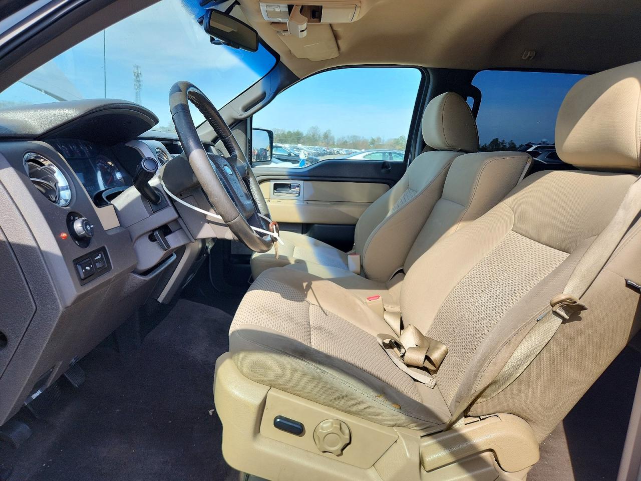 2010 Ford F150 VIN 1FTFW1EV6AFB08060 photo 7