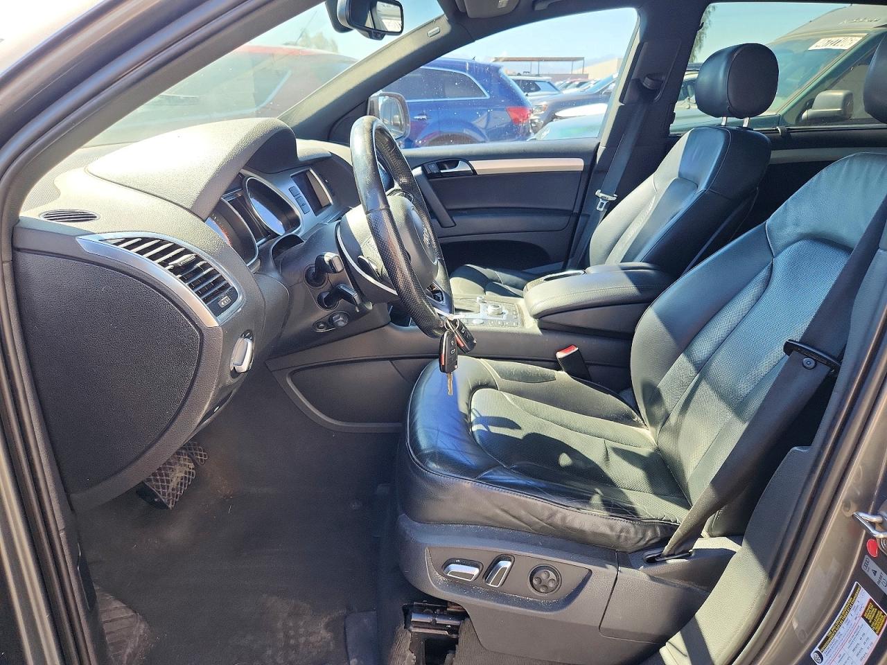 2014 Audi Q7 VIN WA1DGAFE8ED016740 photo 7