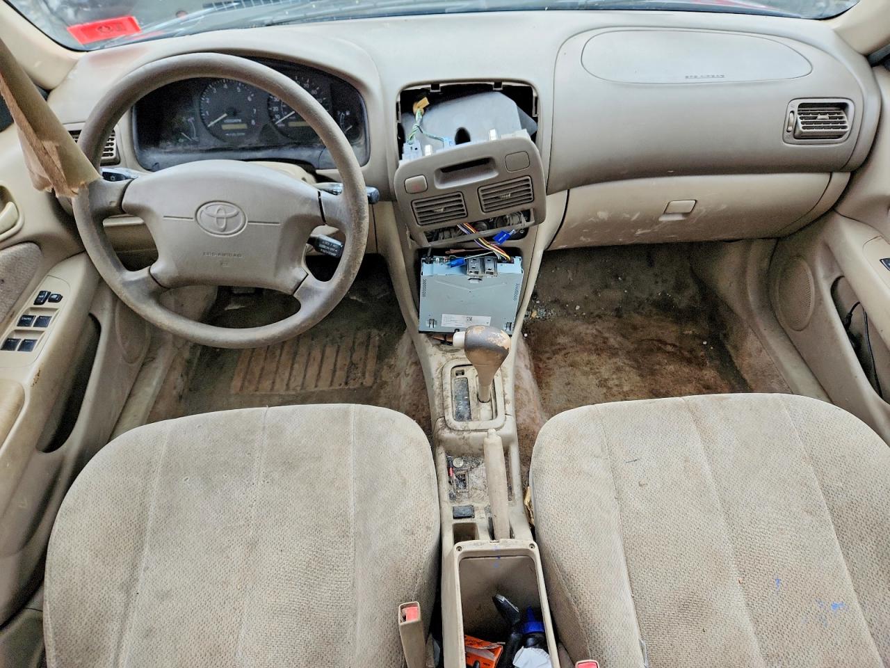 2001 Toyota Corolla VIN 2T1BR12E61C413545 photo 8
