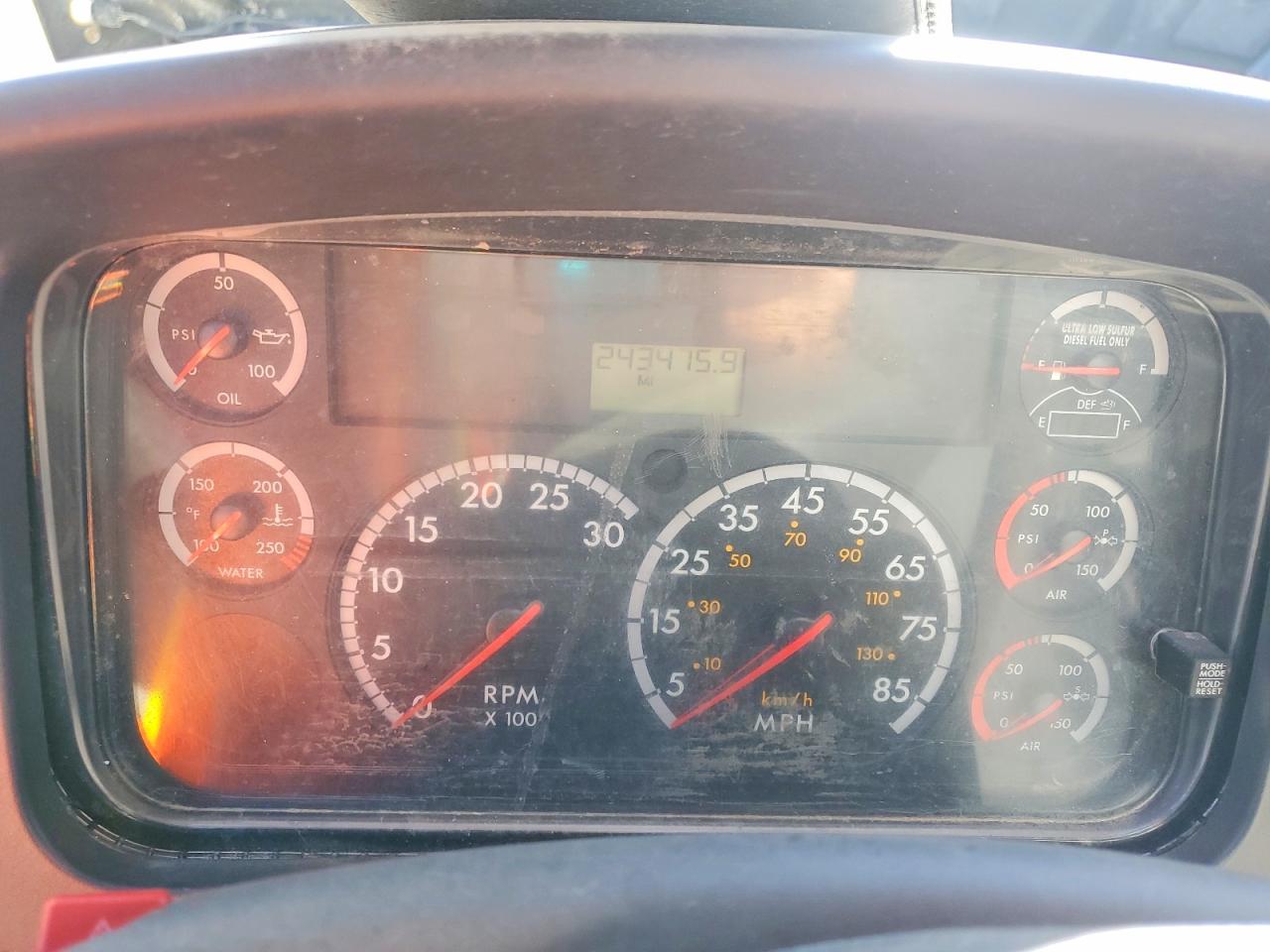 2015 FREIGHTLINER All other VIN 3ALACWDT7FDGJ2996 photo 9
