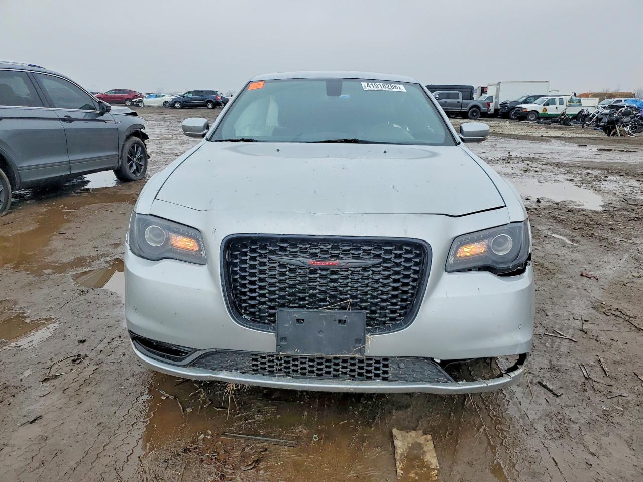 2023 Chrysler 300 VIN 2C3CCABG8PH616690 photo 5