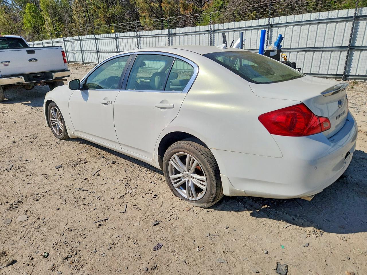 2013 Infiniti G37 VIN JN1CV6AR5DM757590 photo 2