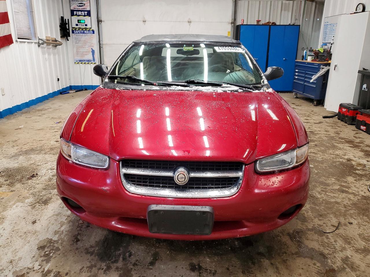 1997 Chrysler Sebring VIN 3C3EL45H8VT512736 photo 5