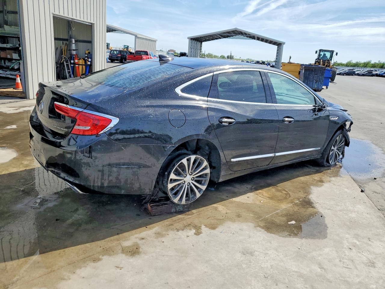 2017 Buick Lacrosse VIN 1G4ZR5SS7HU209924 photo 3
