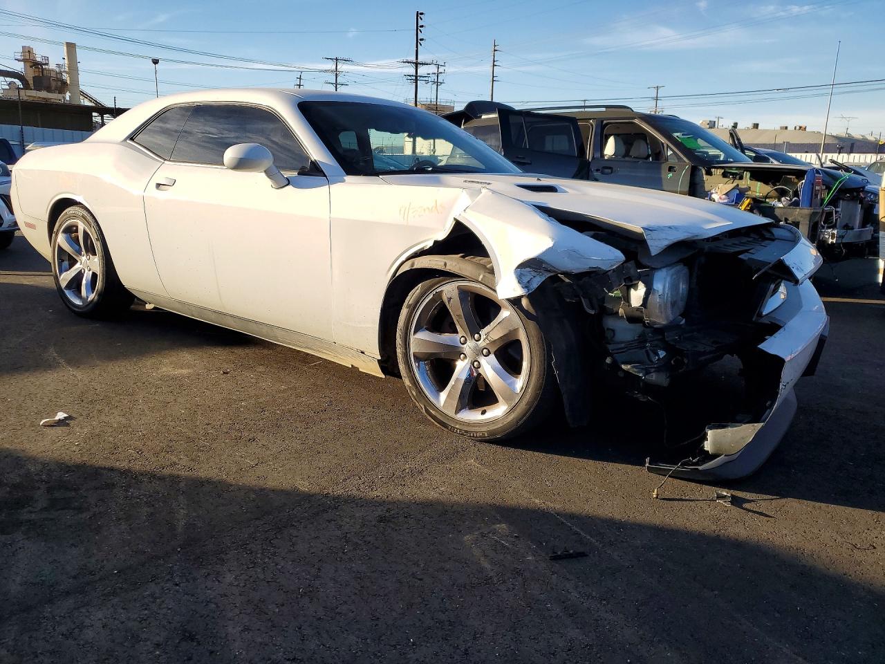 2012 Dodge Challenger VIN 2C3CDYBT8CH280214 photo 4
