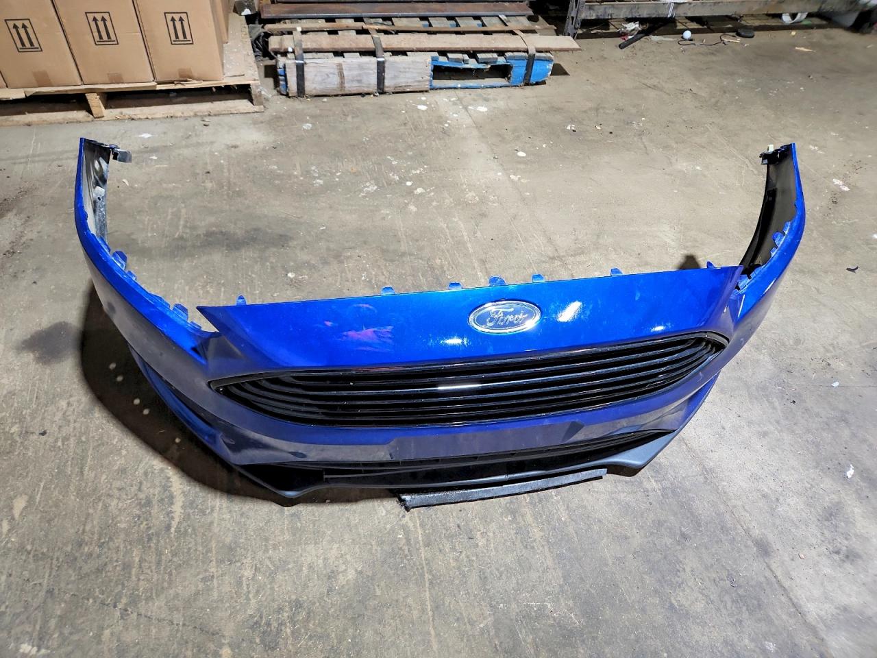 2018 Ford Focus VIN 1FADP3F2XJL310993 photo 12