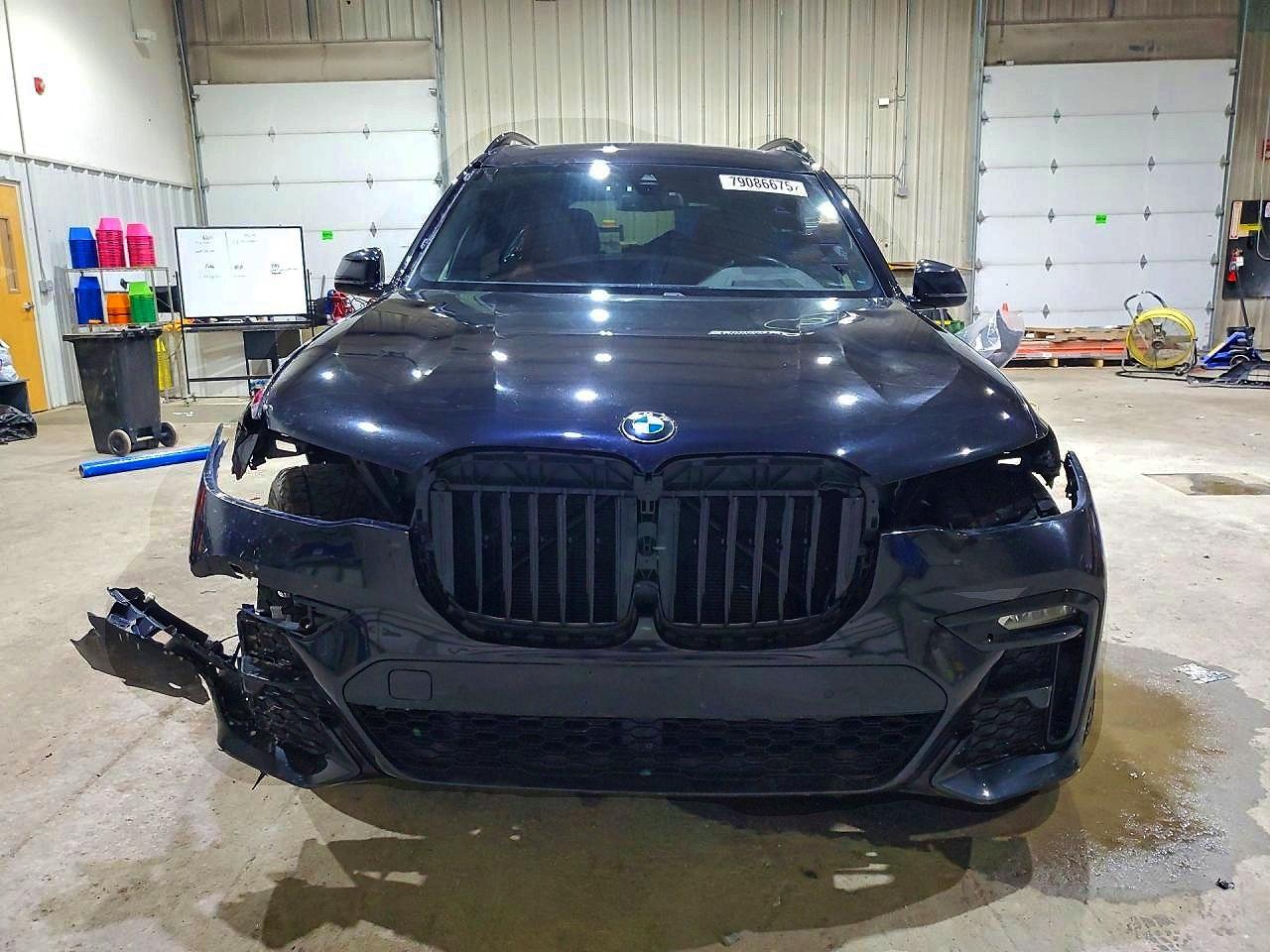 2022 BMW X7 VIN 5UXCW2C0XN9L60946 photo 5