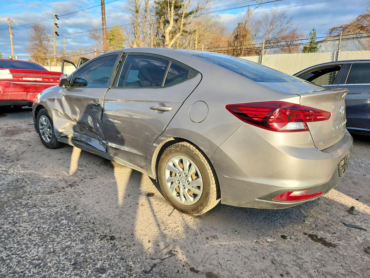 2020 Hyundai Elantra VIN KMHD74LF0LU024599 photo 2