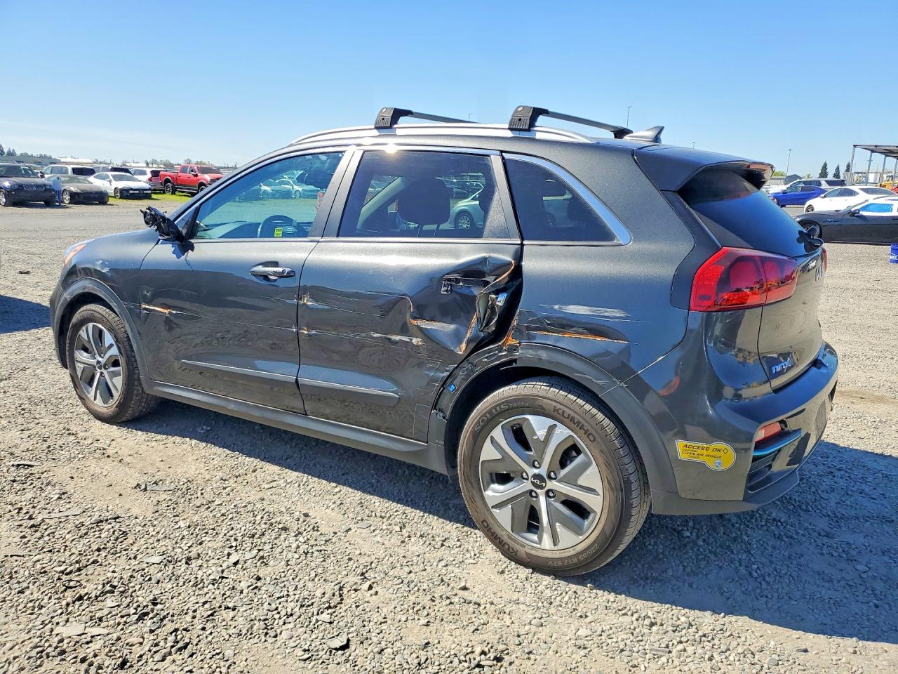 2022 Kia Niro Ev S VIN KNDCC3LG9N5160757 photo 2