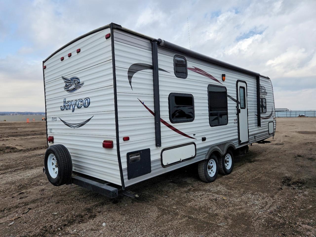 2015 JAYCO All models VIN 1UJBJ0BN2F17V1246 photo 4