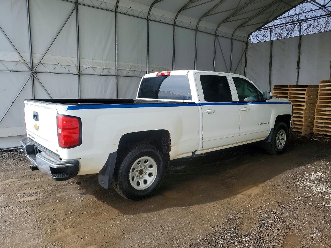 2018 CHEVROLET All models VIN 1GCUKREC0JF195521 photo 3