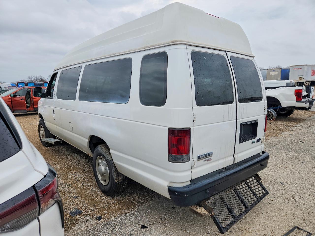 2012 Ford All models VIN 1FTNS2EW9CDB18036 photo 2
