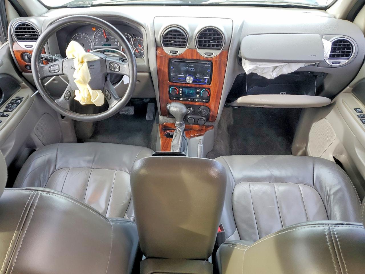 2003 GMC Envoy VIN 1GKDT13SX32290255 photo 8