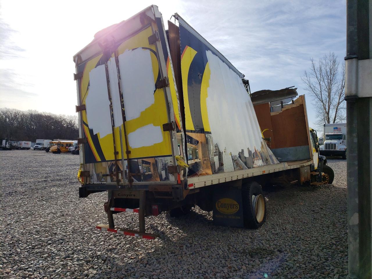 2018 FREIGHTLINER All other VIN 3ALACWFD5JDJM5587 photo 3