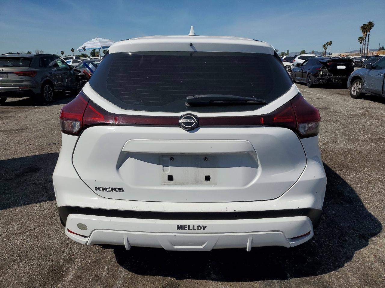 2022 Nissan Kicks VIN 3N1CP5BV0NL486000 photo 6