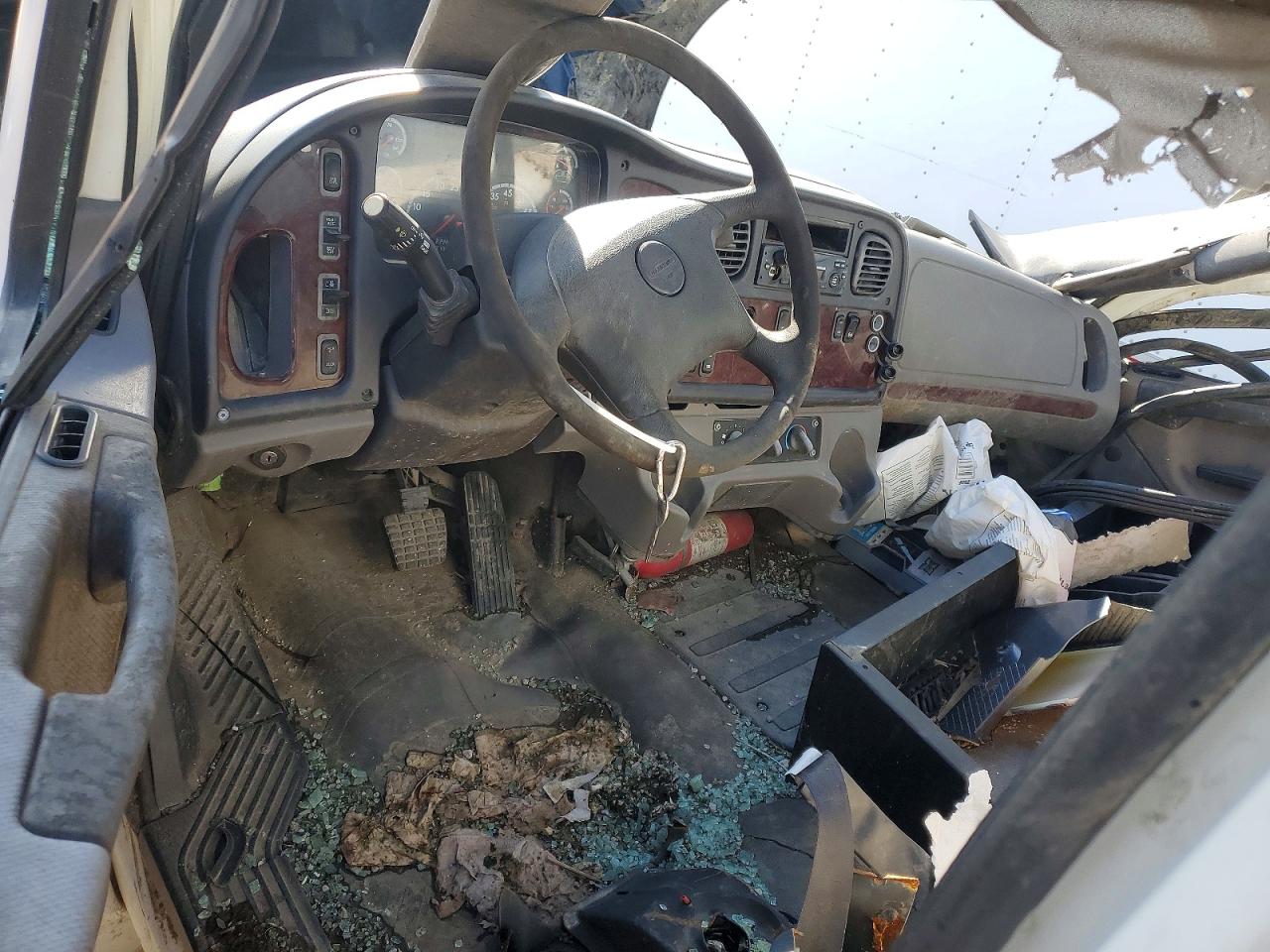 2015 FREIGHTLINER All other VIN 3ALACWDT7FDGJ2996 photo 8