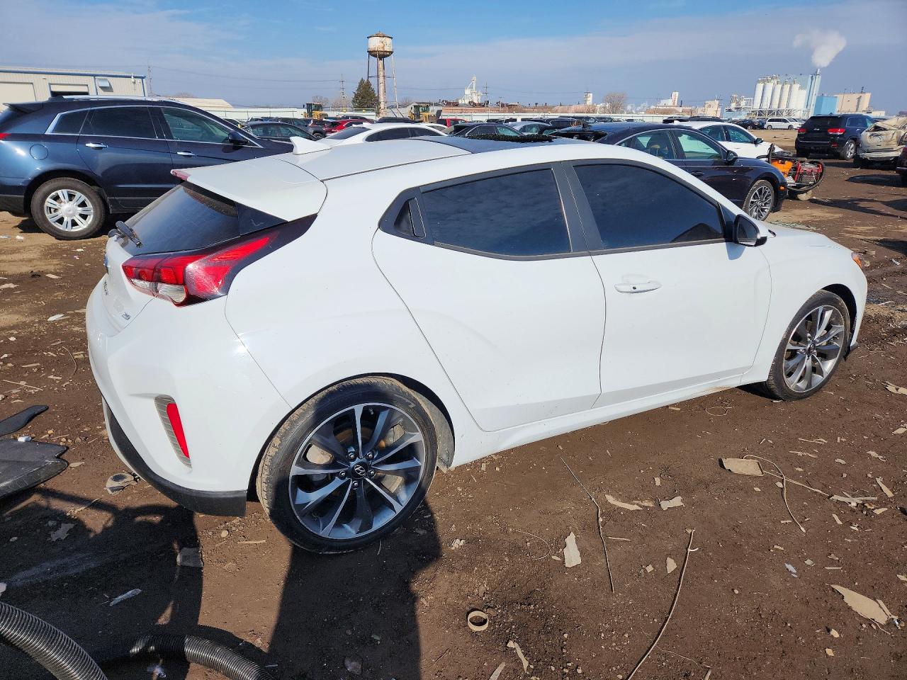 2019 HYUNDAI Veloster VIN KMHTG6AF6KU008545 photo 3