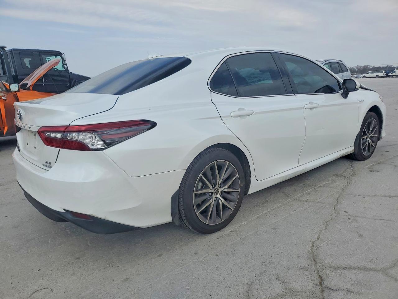2021 Toyota Camry sola VIN 4T1F31AKXMU569598 photo 3