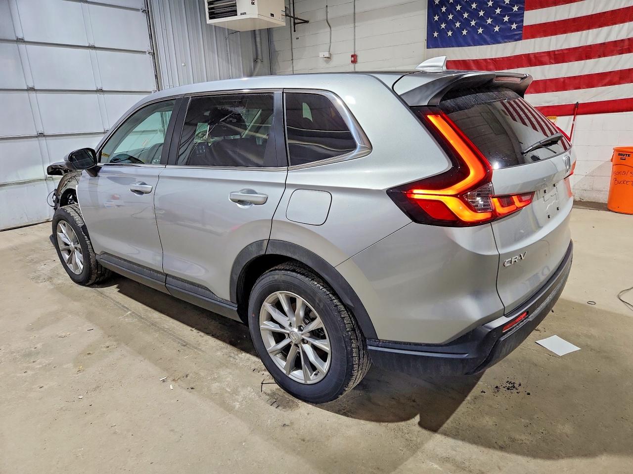 2025 Honda Crv VIN 2HKRS4H77SH463060 photo 2