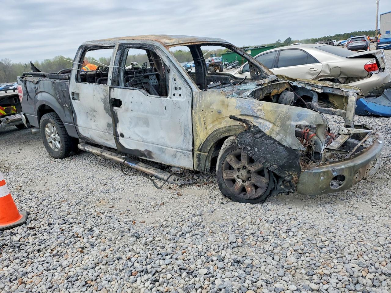 2014 Ford F150 VIN 1FTEW1CM5EKE50215 photo 4