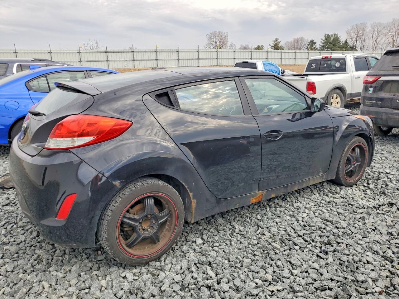 2012 Hyundai Veloster VIN KMHTC6AD8CU042191 photo 3