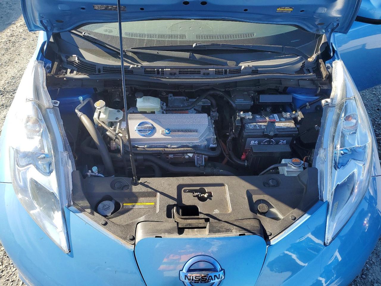 2012 Nissan Leaf VIN JN1AZ0CP5CT026666 photo 11