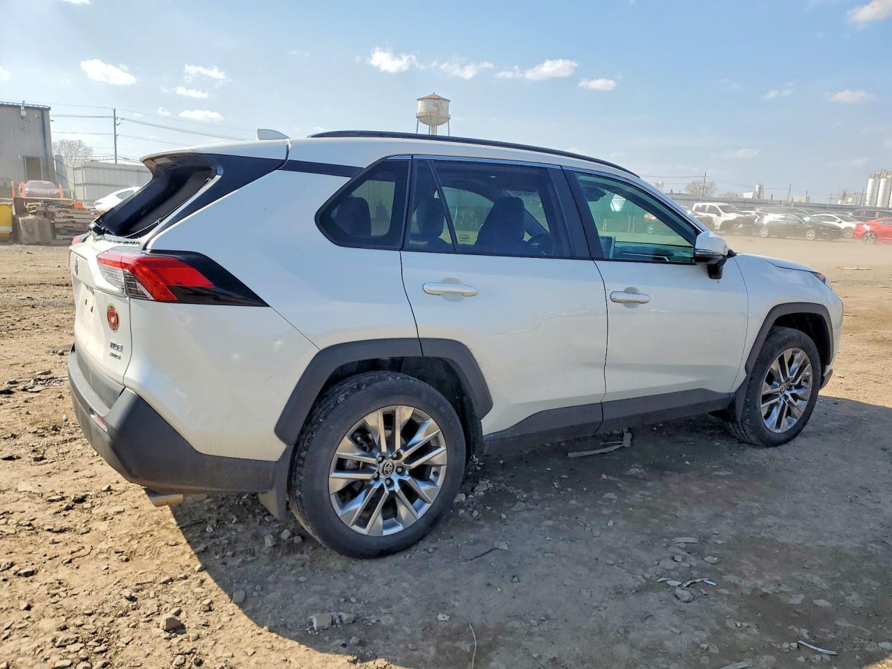 2021 Toyota Rav4 VIN 2T3A1RFV3MW209128 photo 3
