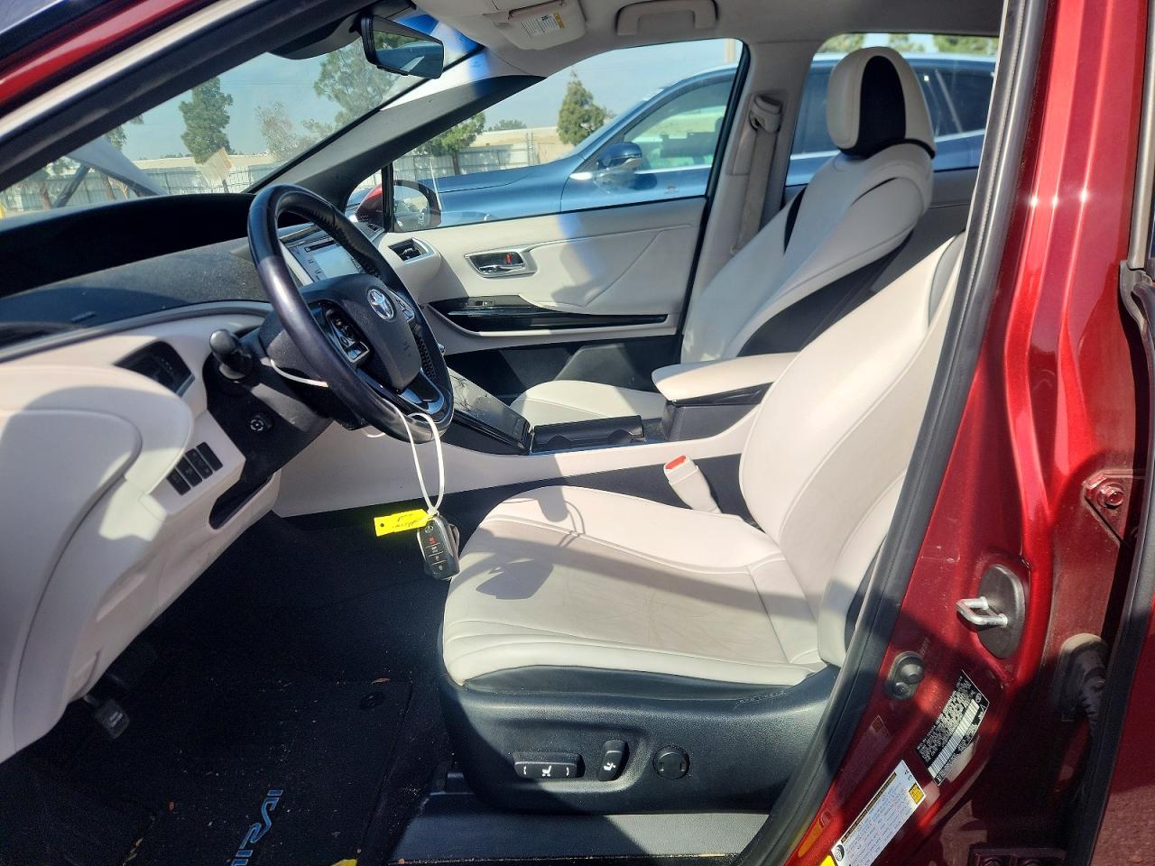 2019 Toyota Mirai VIN JTDBVRBD6KA007241 photo 7