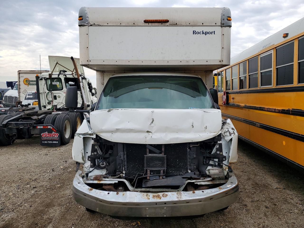 2005 CHEVROLET Express VIN 1GBJG31U451165686 photo 5