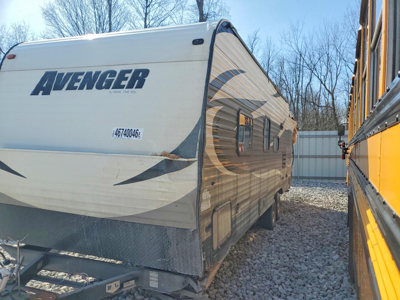 2015 FORESRIVER Avenger VIN 5ZT2AVRB3FB906002 photo 2