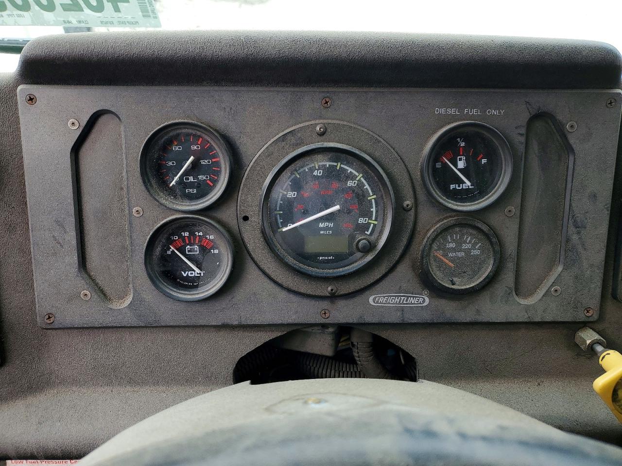 2001 FREIGHTLINER All other VIN 4UZAANBW41CH53190 photo 9