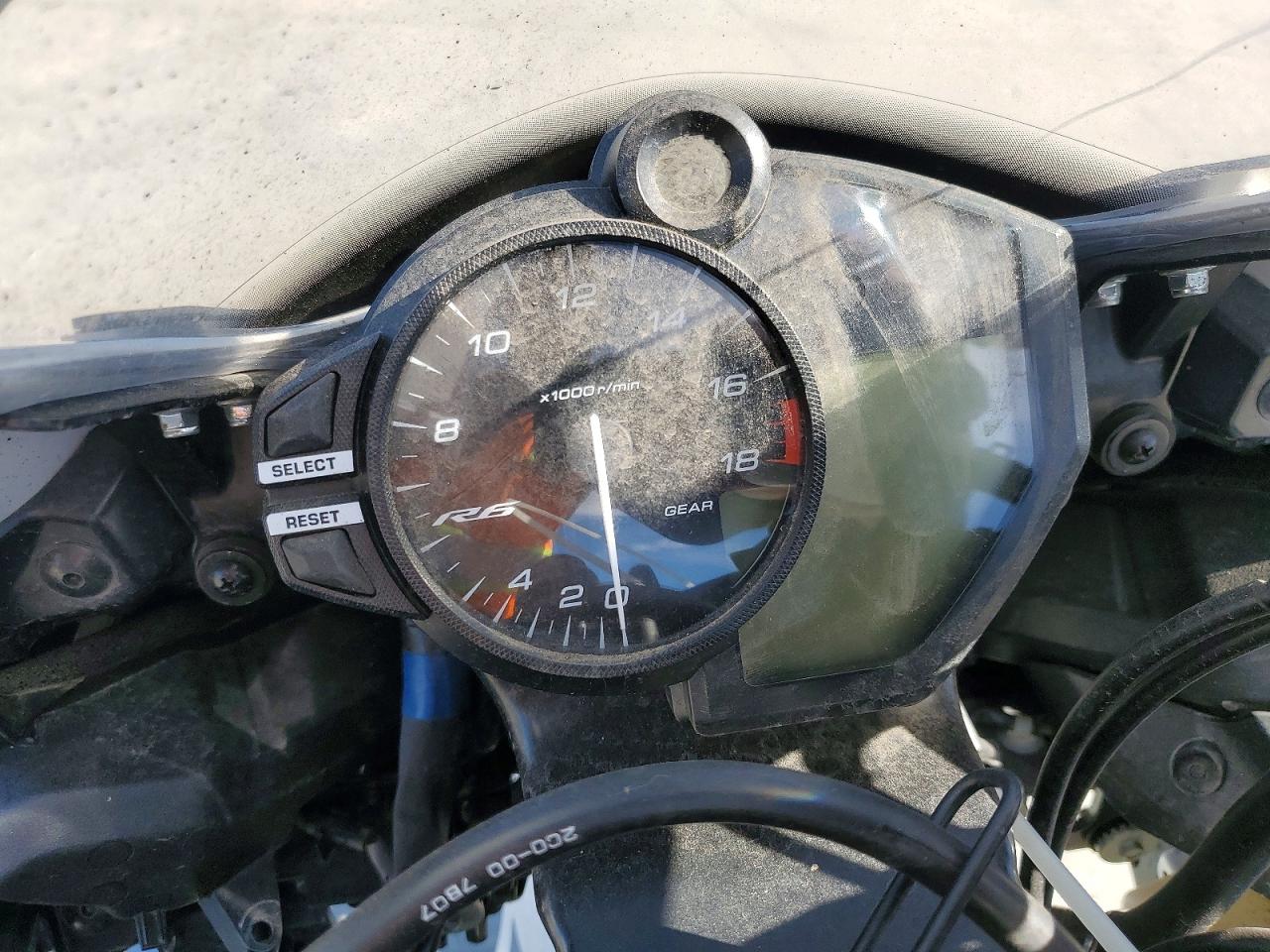 2017 YAMA Yzf600 VIN JYARJ28E0HA000565 photo 7