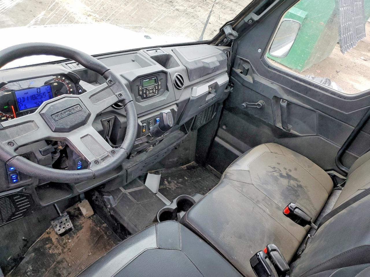 2021 Polaris Ranger VIN 4XARRU995M8064345 photo 8